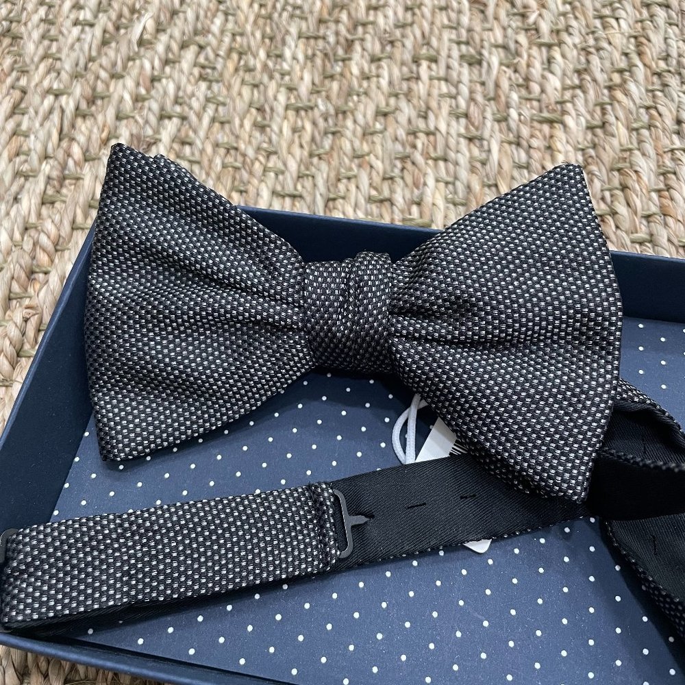 Eton Nailhead Bowtie - Already Tied